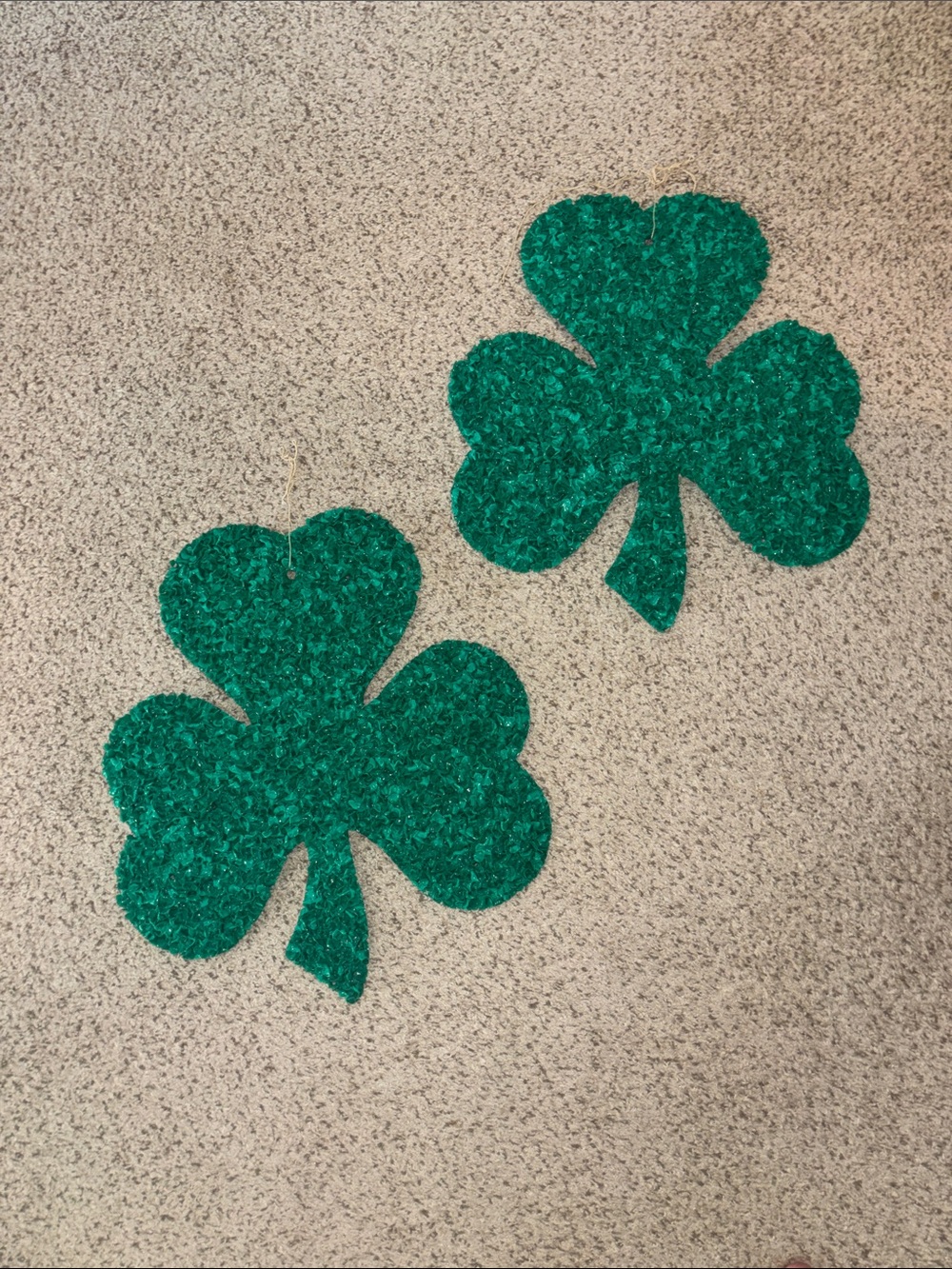 Set of 2 melted popcorn Shamrock decorations